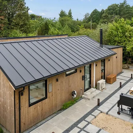 Feriehus Nyrenoveret Med Sauna Melby