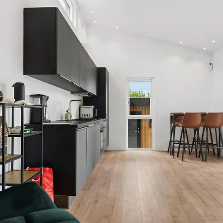 Nyrenoveret Med Sauna Feriehus *
